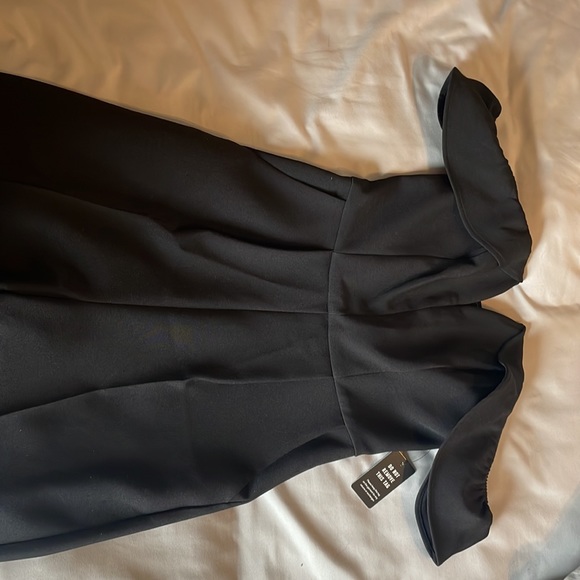 NEW Express Black Off the Shoulder Jumpsuit w/ Pockets - Picture 6 of 7